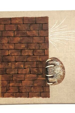 Dans cette toile énigmatique, un mur devient le théâtre d'une intrigue féline, où l'on devine la présence mystérieuse d'un chat caché derrière. Les moustaches furtives et la patte dévoilée éveillent la curiosité, invitant le spectateur à imaginer l'histoire qui se cache derrière cette scène intrigante.
